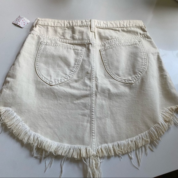 FREE PEOPLE ~ NWT Cream Distressed Mini Skirt - Picture 5 of 7